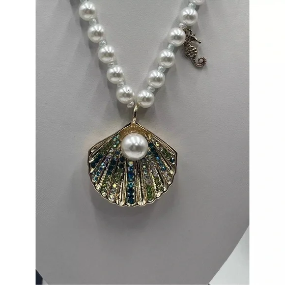 Betsey Johnson Cruise Control Faux Pearl
Seashell & Seahorse Pendant Necklace - Picture 9 of 10
